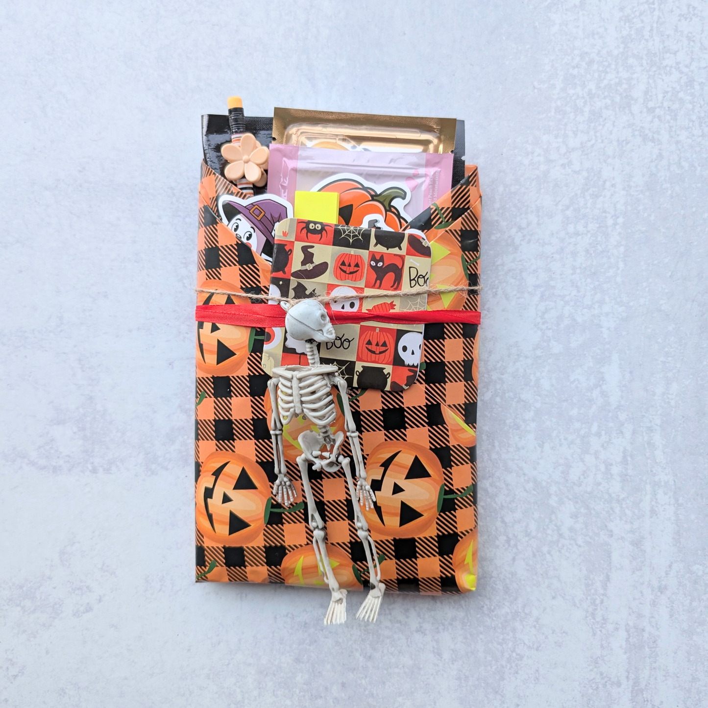 Mystery Book Momentz - Halloween Edition