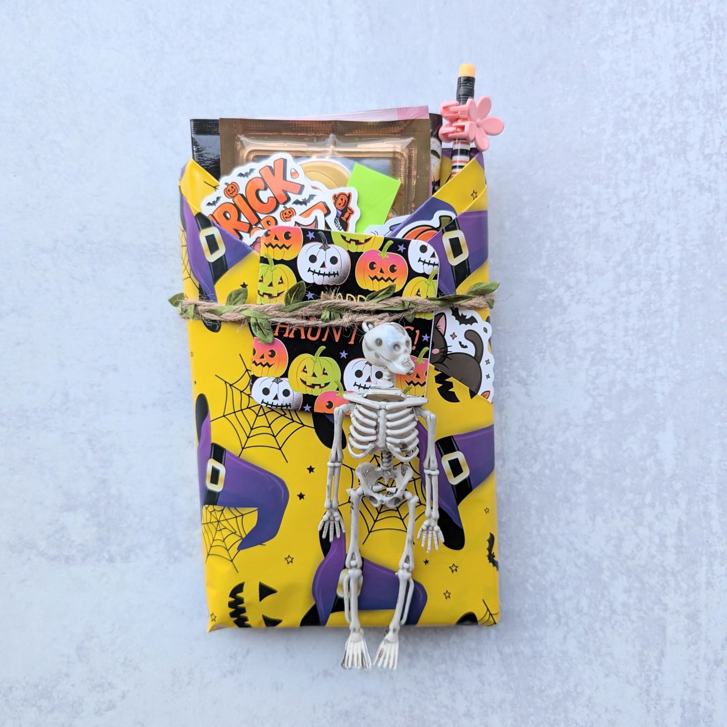 Mystery Book Momentz - Halloween Edition