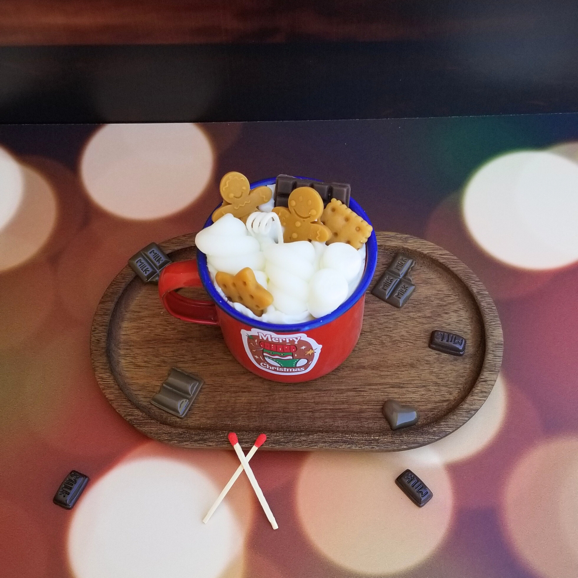 Christmas Cotton Candy Gingerbread Man Candle 3