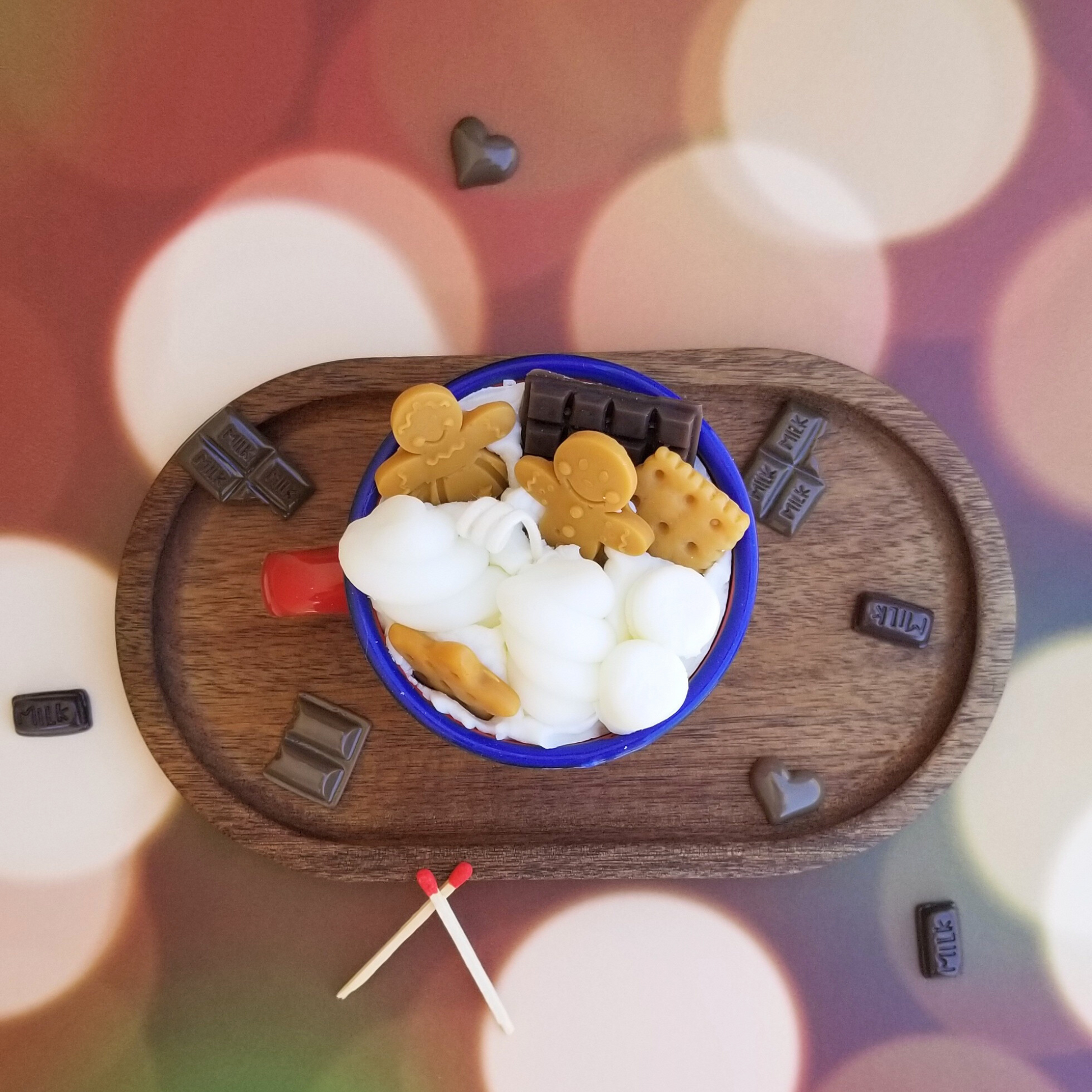 Christmas Cotton Candy Gingerbread Man Candle 4