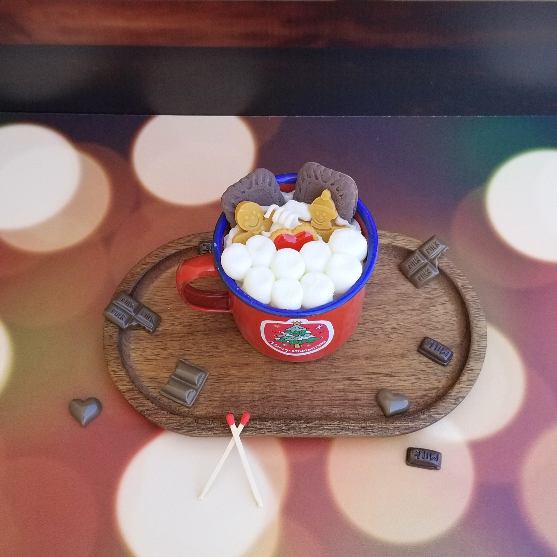 Christmas Love Gingerbread Man Candle 3